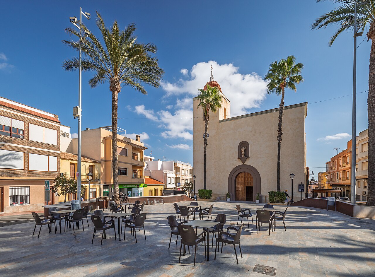 Plaza_de_la_Libertad_and_Parroquia_de_San_Miguel_Arcangel_in_San_Miguel_de_Salinas_Alicante_Spain_2025_February_-_3